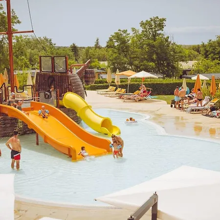 Valamar Lanterna - Roan