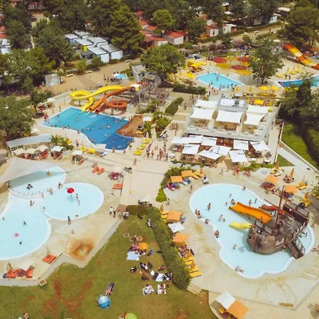 Valamar Lanterna - Roan *