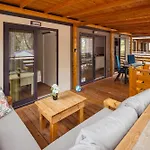 Valamar Lanterna - Roan *