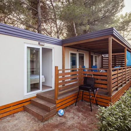 Valamar Lanterna - Roan *